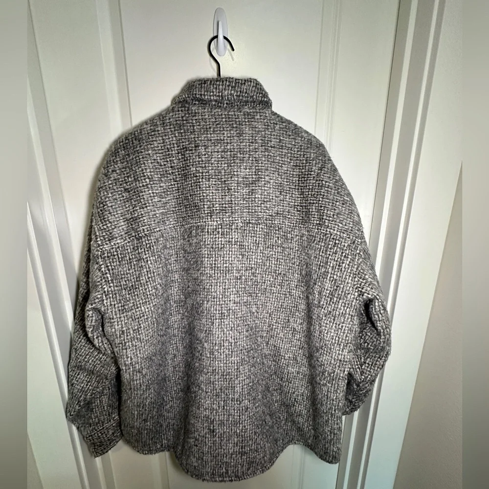 ABERCROMBIE AND FITCH - Fuzzy Sherpa-Lined Shirt Jacket - Men’s 2XL - Picture 4 of 9